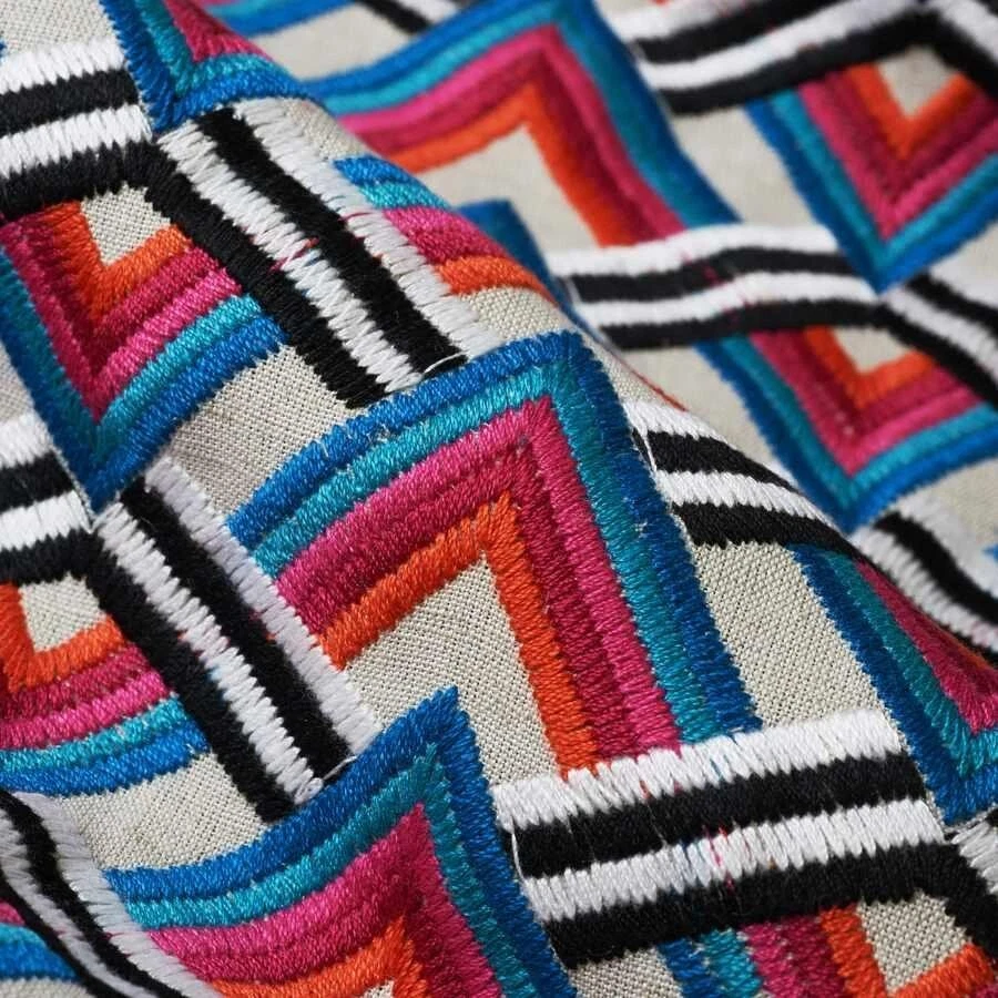 刺繡幾何圖案布料